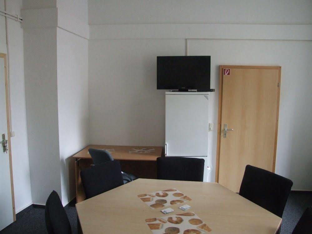 Hostel Vorharz Aschersleben Extérieur photo